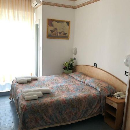 Hotel Augustus Gatteo a Mare Esterno foto