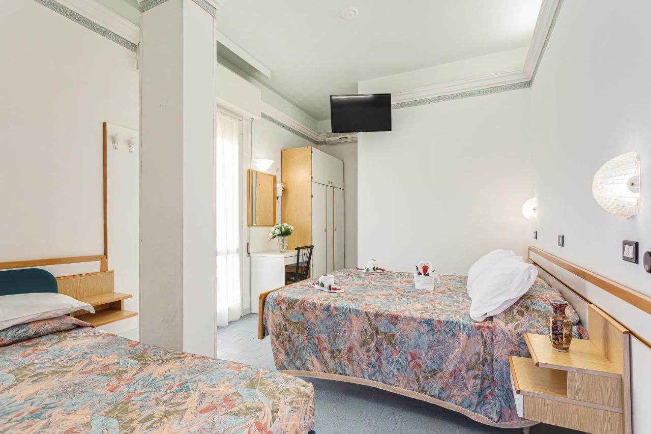Hotel Augustus Gatteo a Mare Esterno foto
