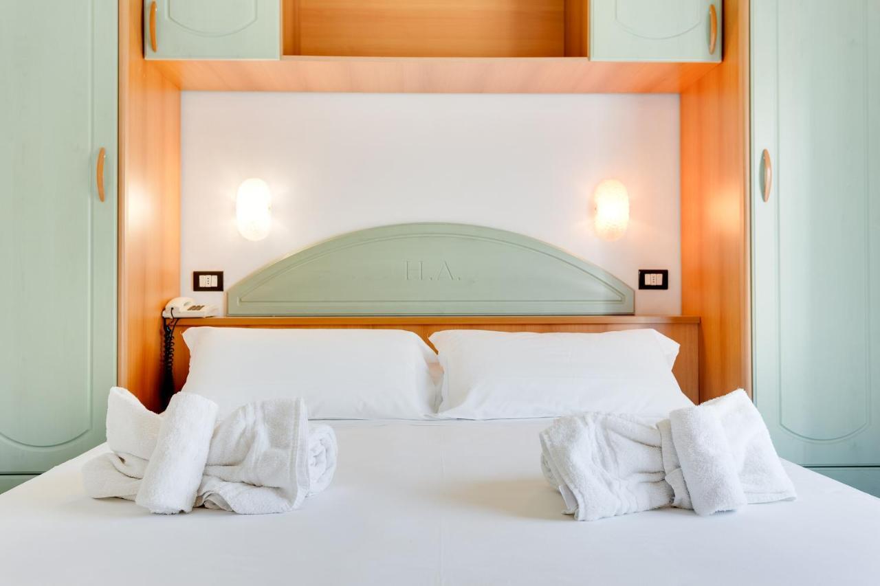 Hotel Augustus Gatteo a Mare Esterno foto