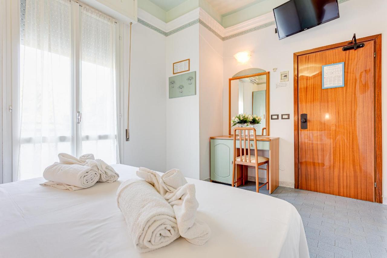 Hotel Augustus Gatteo a Mare Esterno foto