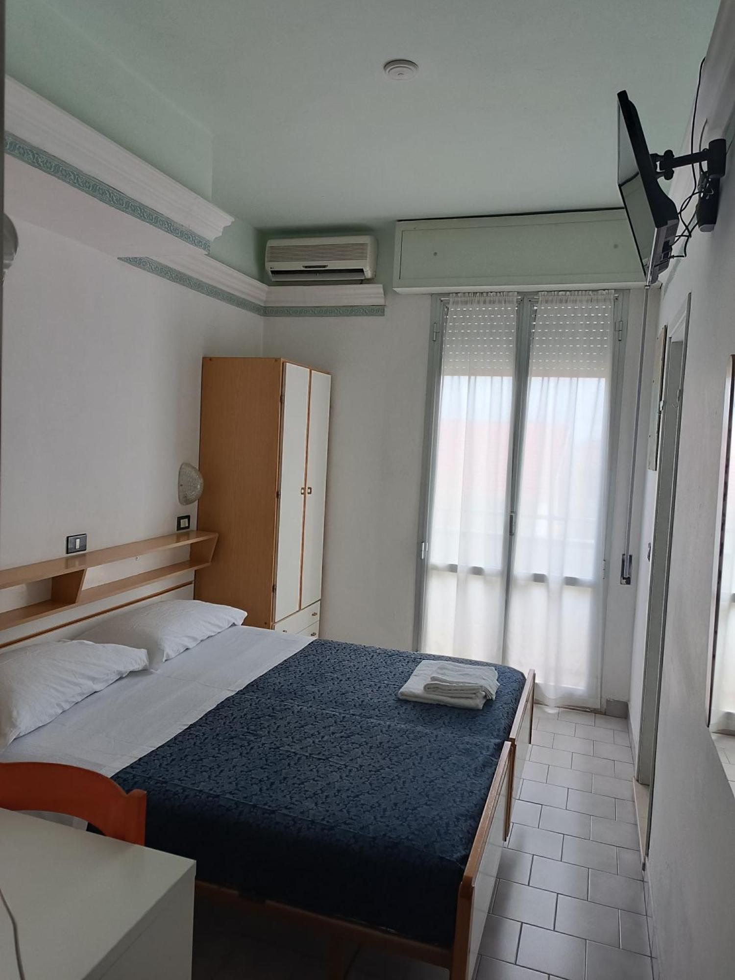 Hotel Augustus Gatteo a Mare Esterno foto