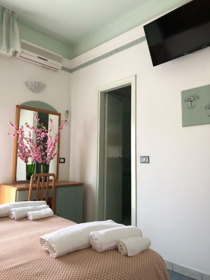 Hotel Augustus Gatteo a Mare Esterno foto